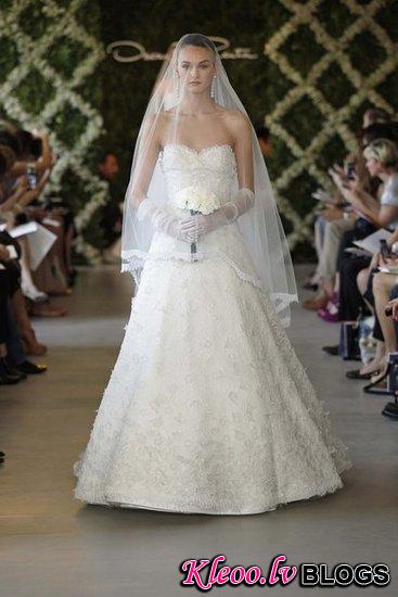 Oscar-de-la-Renta-Bridal-Spring-2013_19.jpg