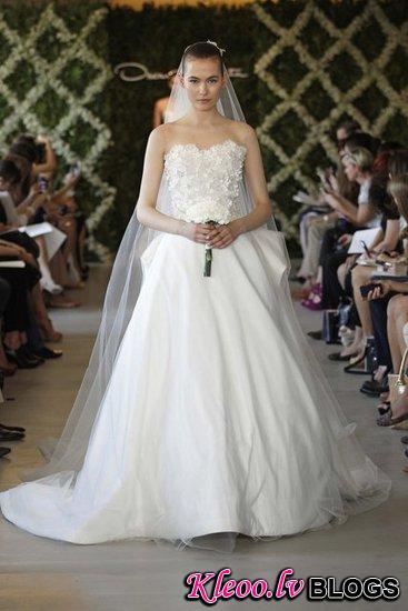 Oscar-de-la-Renta-Bridal-Spring-2013_25.jpg