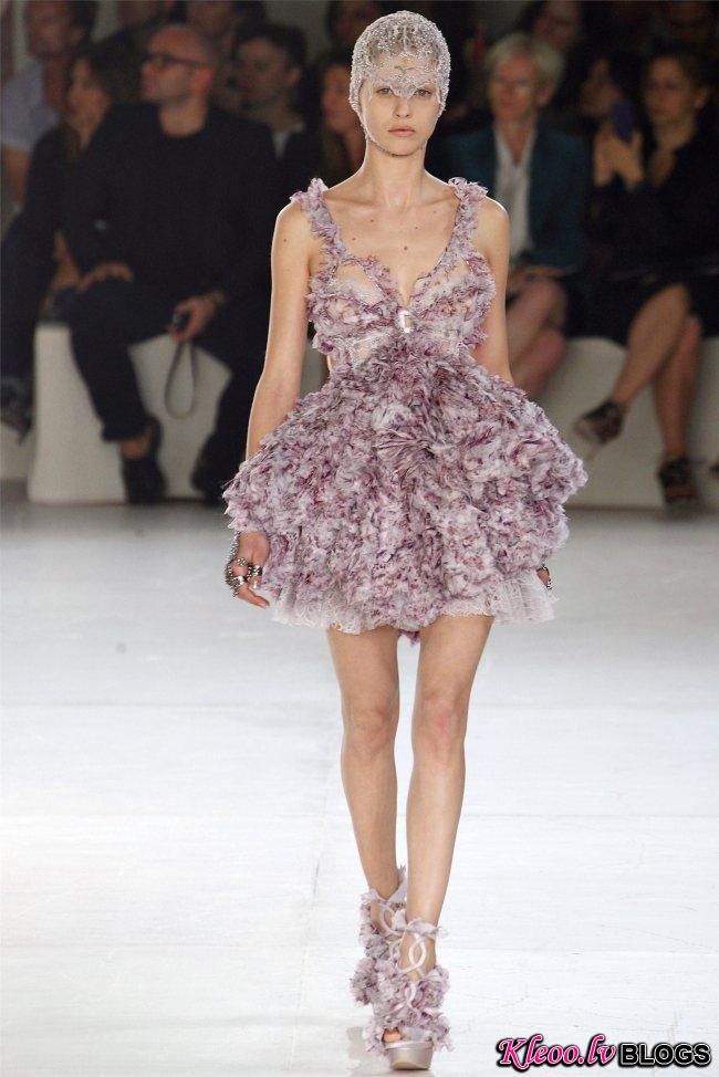 alexander-mcqueen13.jpg