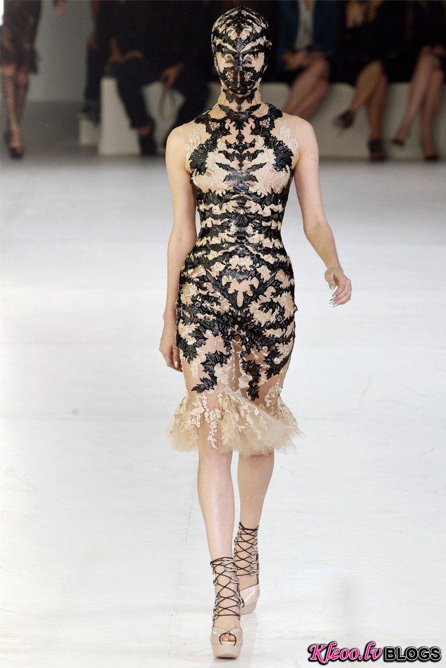 alexander-mcqueen18.jpg