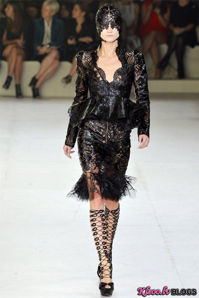 alexander-mcqueen19.jpg