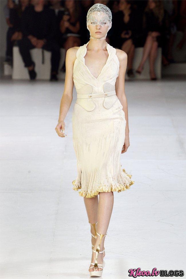 alexander-mcqueen3.jpg