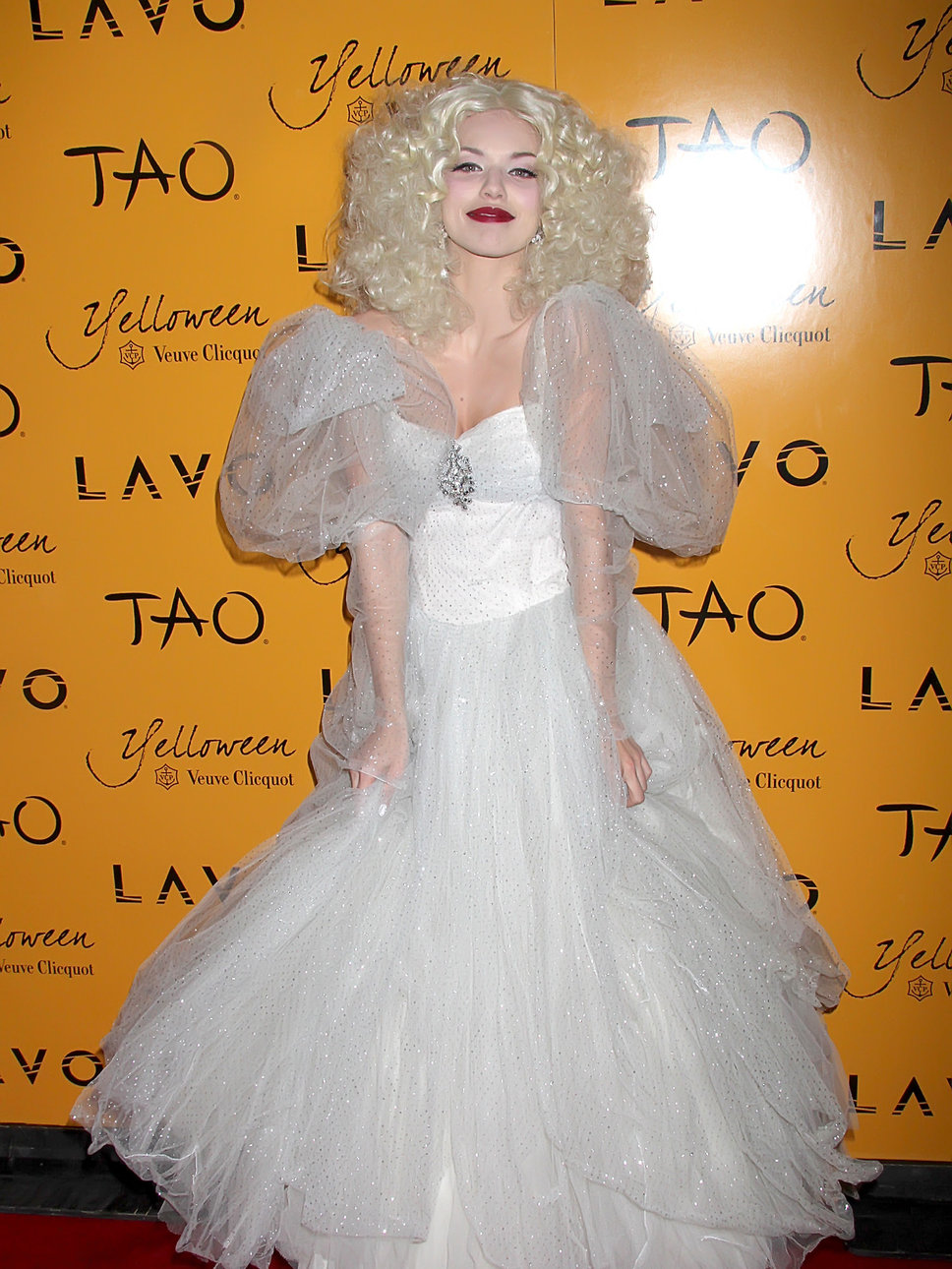 10. AnnaLynne McCord looked super pretty as a ghost bride. Even though her costume wasn