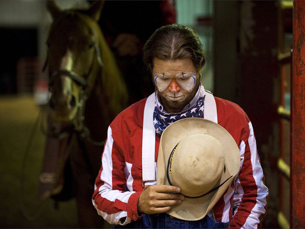 barrel-clown-texas_30739_990x742.jpg