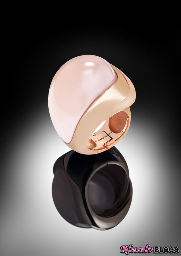 Ring in pink gold (28.80 grs), set with 1 pink quartz cabochon (79 cts).jpg