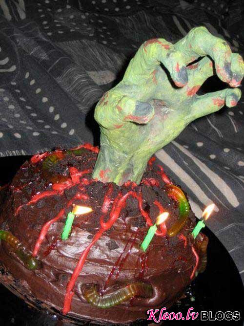 bizarre cakes