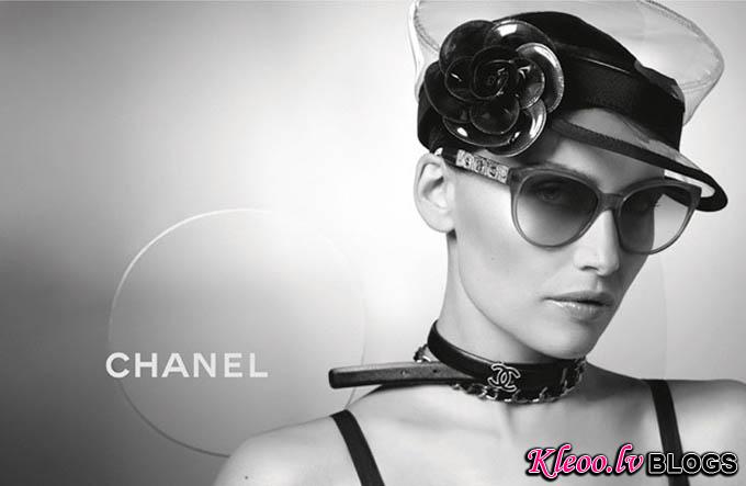 Laetitia-Casta-Karl-Lagerfeld-Chanel-Eyewear-07.jpg