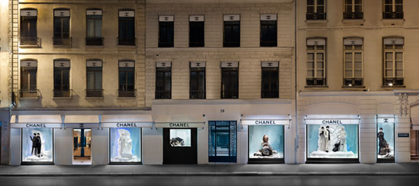Chanel-Window-Shopping-02.jpg