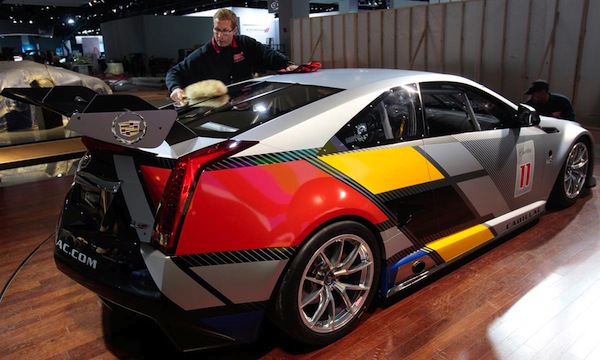 detroit_auto_show_2011_cadillac_cts-v_coupe_race_car.jpg