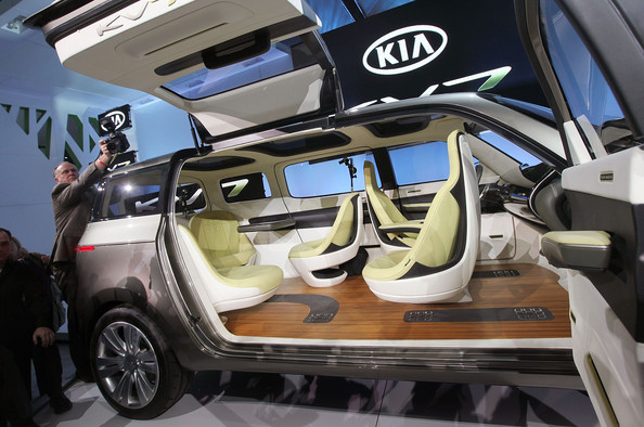 detroit_auto_show_2011_kia_kv7_concept.jpg