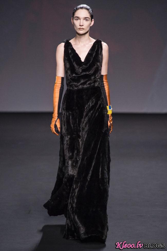 dior-couture-fall-2013-47.jpg