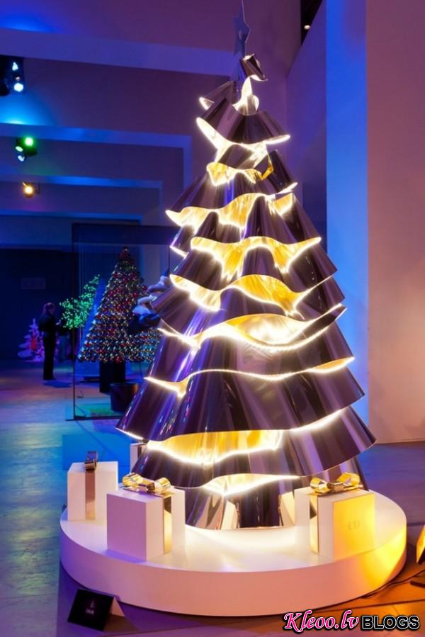 les-sapins-de-noel-charity-event--600x899.jpg