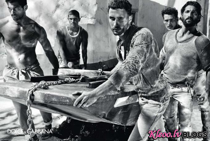 Dolce-Gabbana-Menswear-Spring-Summer-2011-MaleModelSceneNet-02.jpg