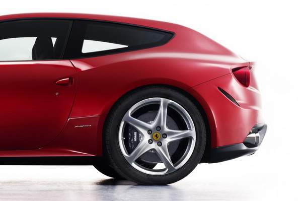 ferrari_ff_2012-01-944x535.jpg