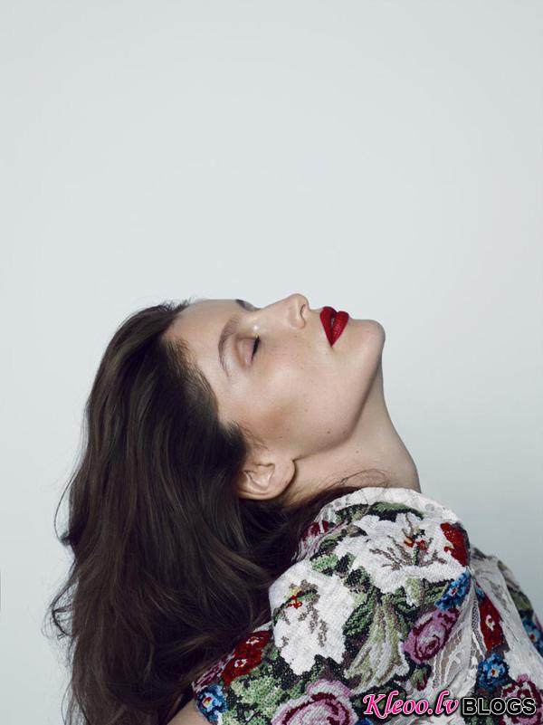 Laetitia Casta by Sean & Seng (Lo Sguardo - Flair _2 November 2012) 1.jpg