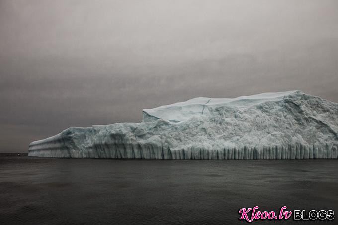 melt-portrait-of-an-iceberg-03_.jpg