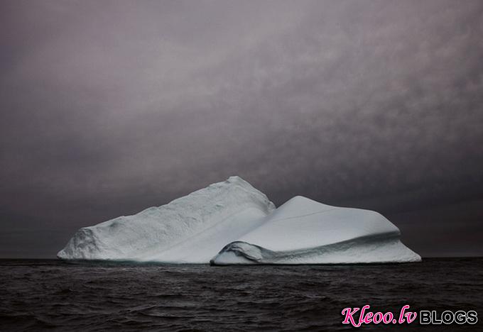 melt-portrait-of-an-iceberg-19_.jpg