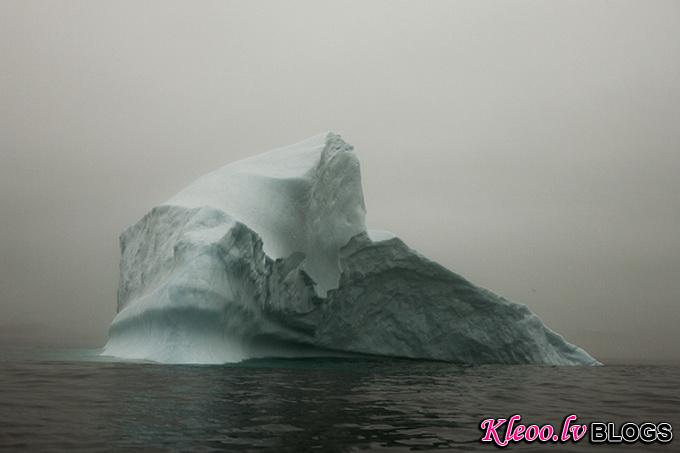 melt-portrait-of-an-iceberg-07_.jpg