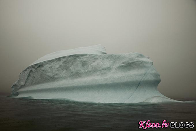 melt-portrait-of-an-iceberg-10_.jpg