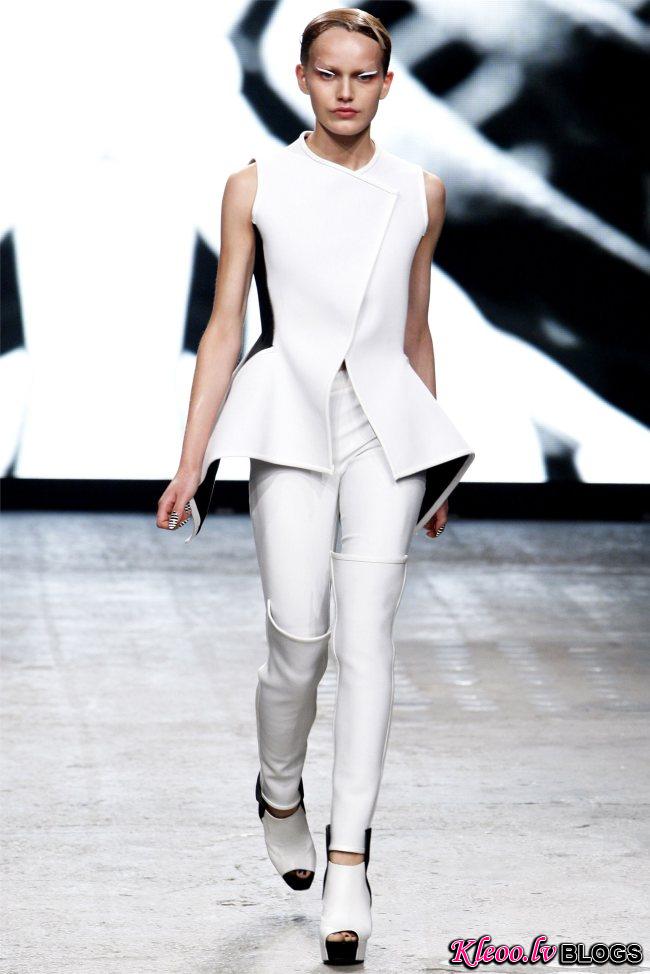 gareth-pugh10.jpg