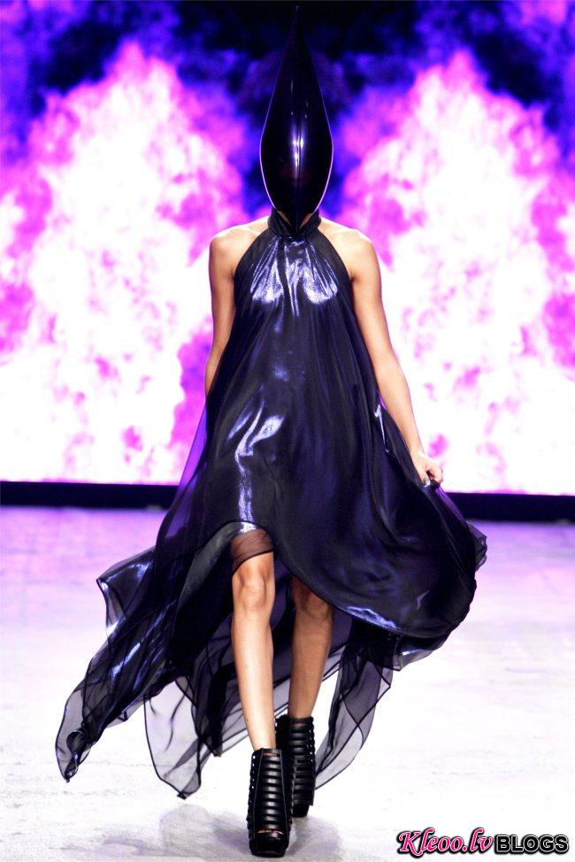 gareth-pugh33.jpg