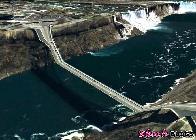google-earth-bridges_60_bronx3-944x692_.jpg