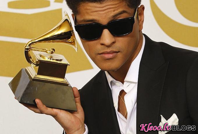 Grammy_Awards_2011_Bruno_Mars.jpg