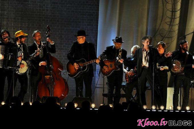 Grammy_Awards_2011_Bob_Dylan_The_Avett_Brothers_Mumford_and_Sons.jpg
