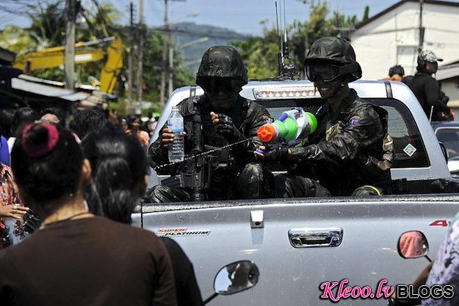 songkran_thailand04.jpg