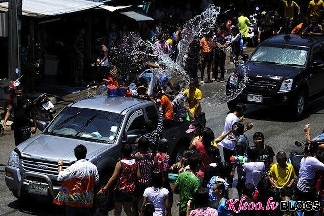 songkran_thailand05.jpg