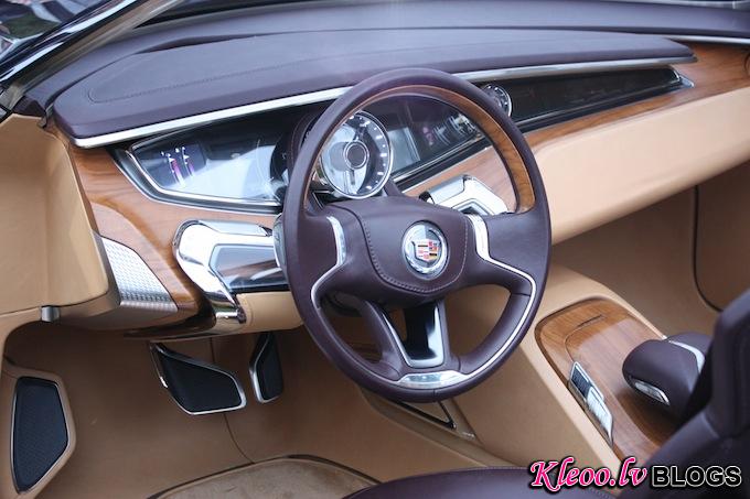 012-cadillac-pebble-concept-2011.jpg