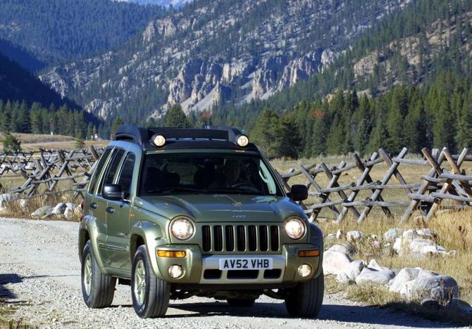 Jeep-Cherokee_Renegade.jpg