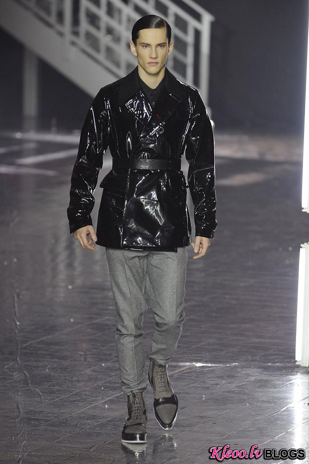 john-galliano-mens-null-autumn-fall-wter-2012-pfw27.jpg