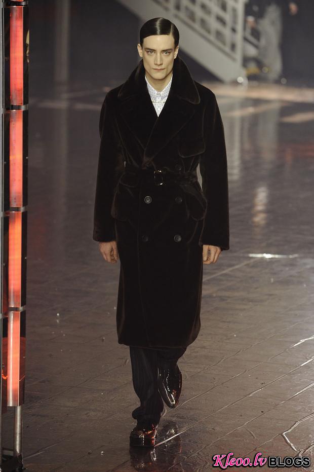 john-galliano-mens-null-autumn-fall-wter-2012-pfw7.jpg