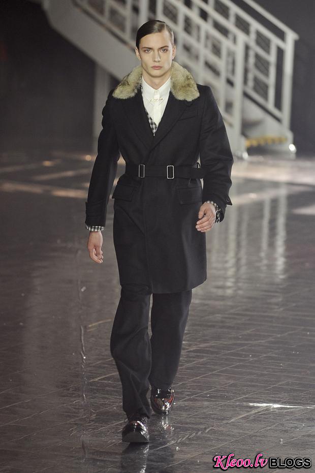 john-galliano-mens-null-autumn-fall-wter-2012-pfw17.jpg