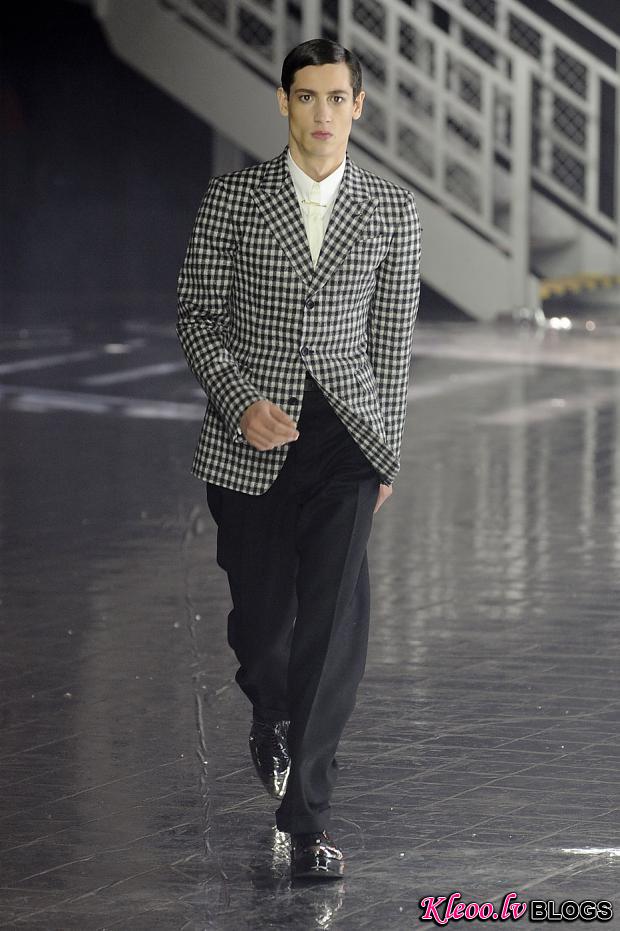 john-galliano-mens-null-autumn-fall-wter-2012-pfw19.jpg