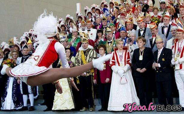 carnival_reception_berlin_with_angela_merkel3.jpg