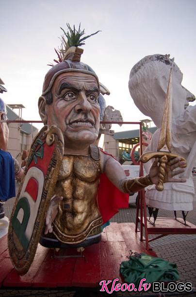 carnival_viareggio_italy.jpg