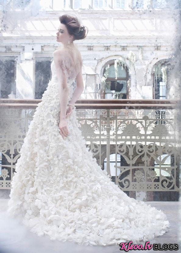 lazarobridalgownsfall20122.jpg