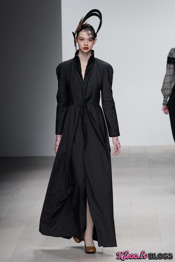 Corrie-Nielsen-Autumn-Winter-2012_13-Womenswear-Collection-19.jpg