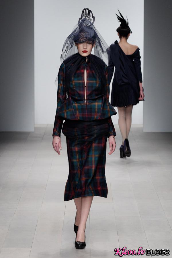 Corrie-Nielsen-Autumn-Winter-2012_13-Womenswear-Collection-25.jpg