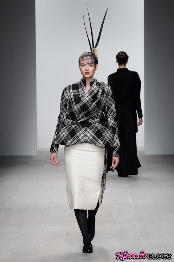 Corrie-Nielsen-Autumn-Winter-2012_13-Womenswear-Collection-33.jpg