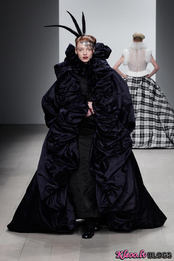 Corrie-Nielsen-Autumn-Winter-2012_13-Womenswear-Collection-37.jpg