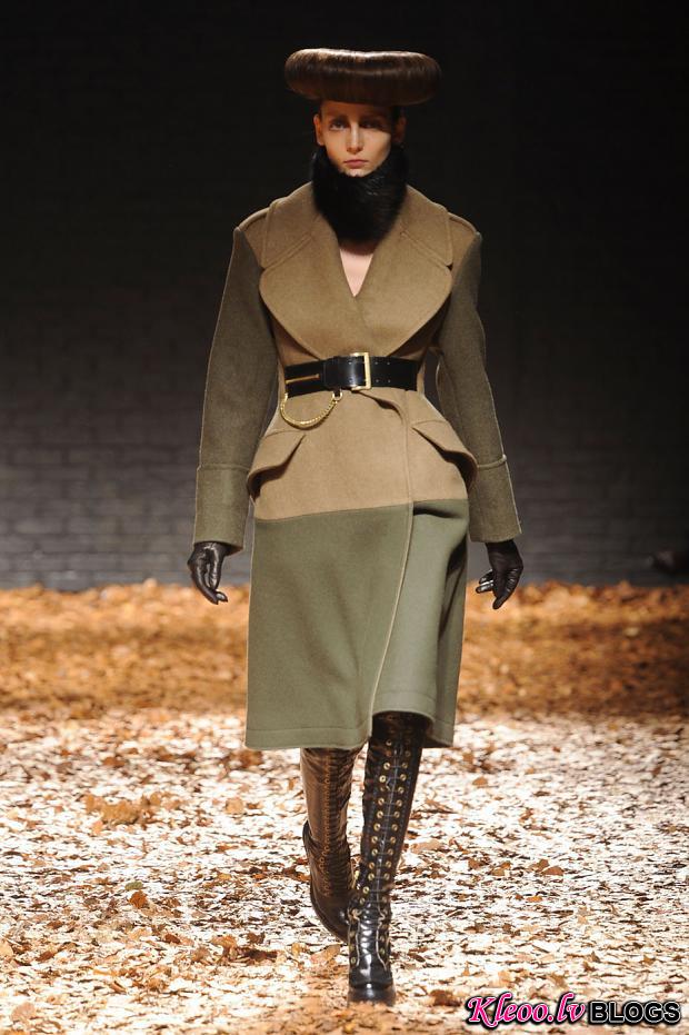 mcq-null-autumn-fall-winter-2012-lfw1.jpg