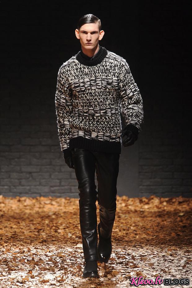 mcq-null-autumn-fall-winter-2012-lfw27.jpg