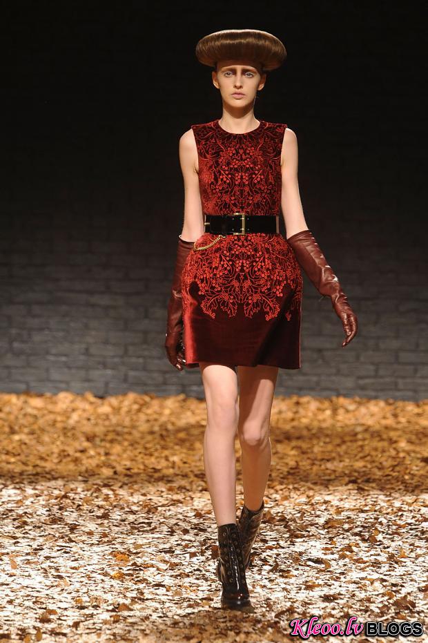 mcq-null-autumn-fall-winter-2012-lfw47.jpg