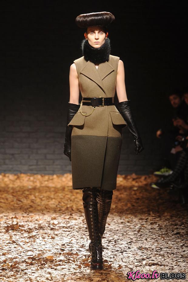 mcq-null-autumn-fall-winter-2012-lfw5.jpg