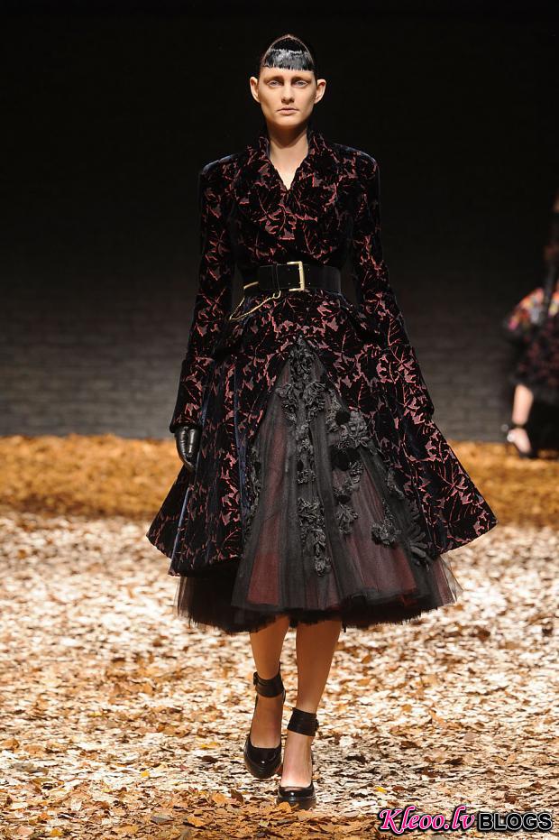 mcq-null-autumn-fall-winter-2012-lfw63.jpg