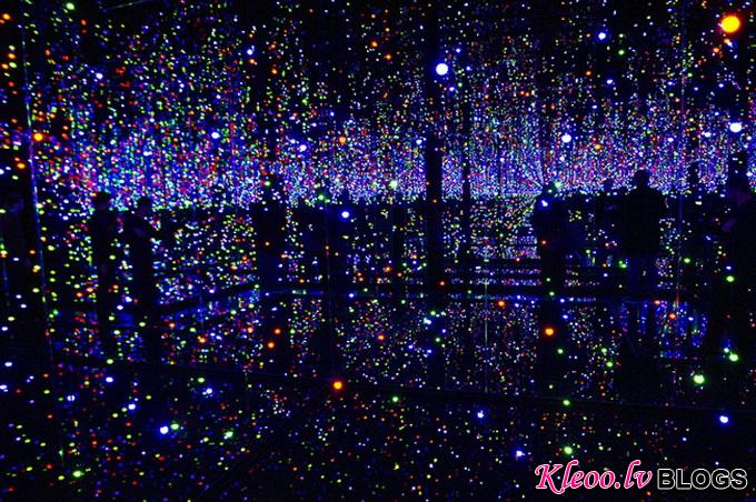 Комната бесконечности Yayoi Kusama