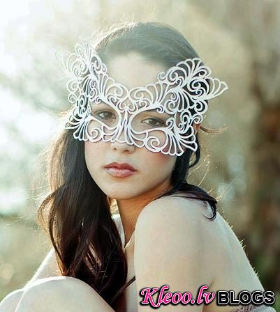Rococo leather mask in White